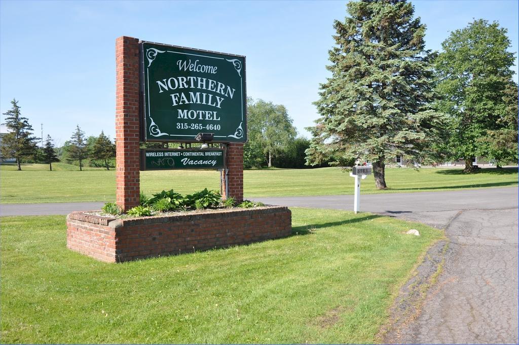 Northern Family Motel Potsdam Exterior foto